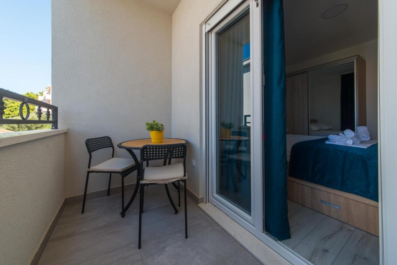 Apartmani Spiline Baska Voda Exterior photo